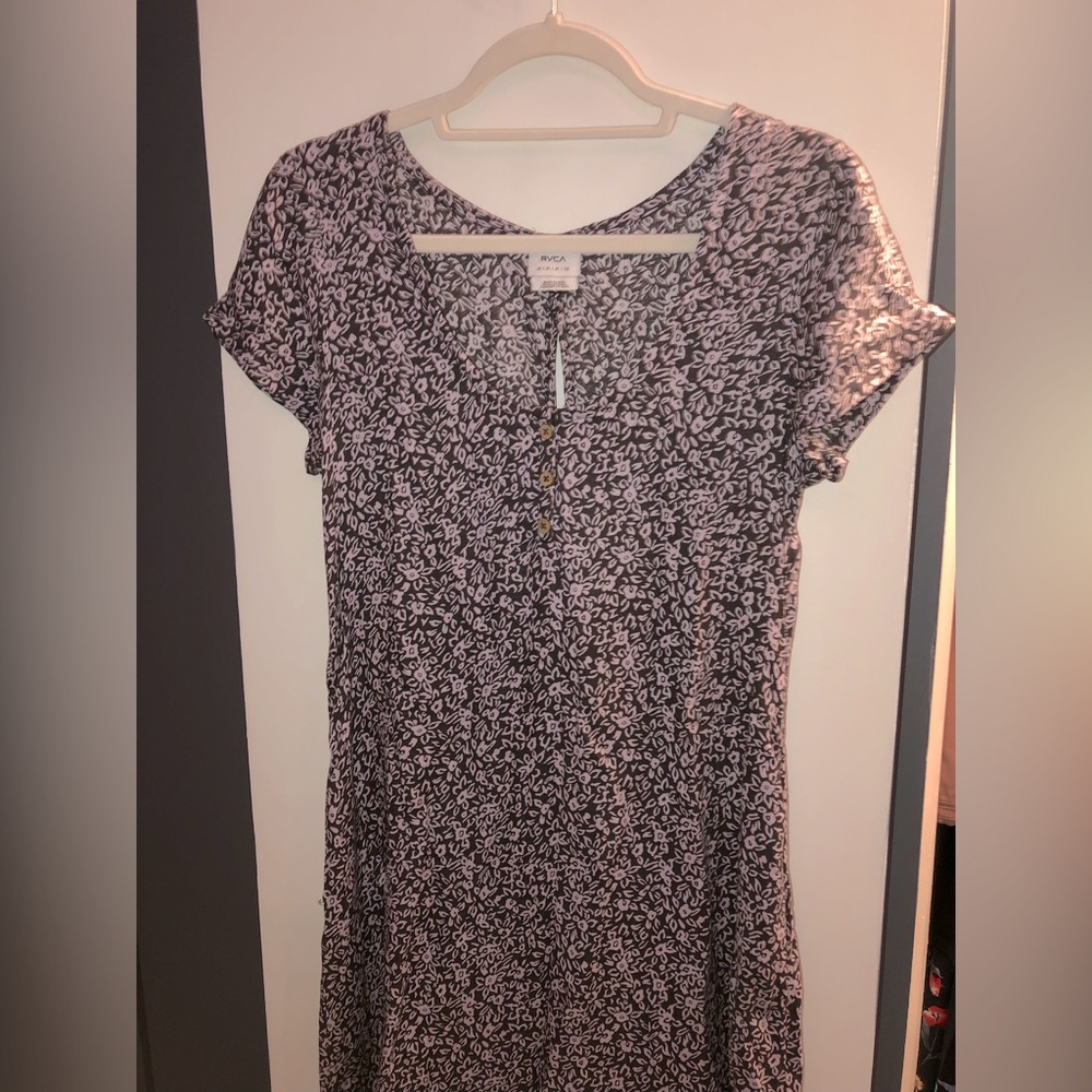 Short RVCA casual dress